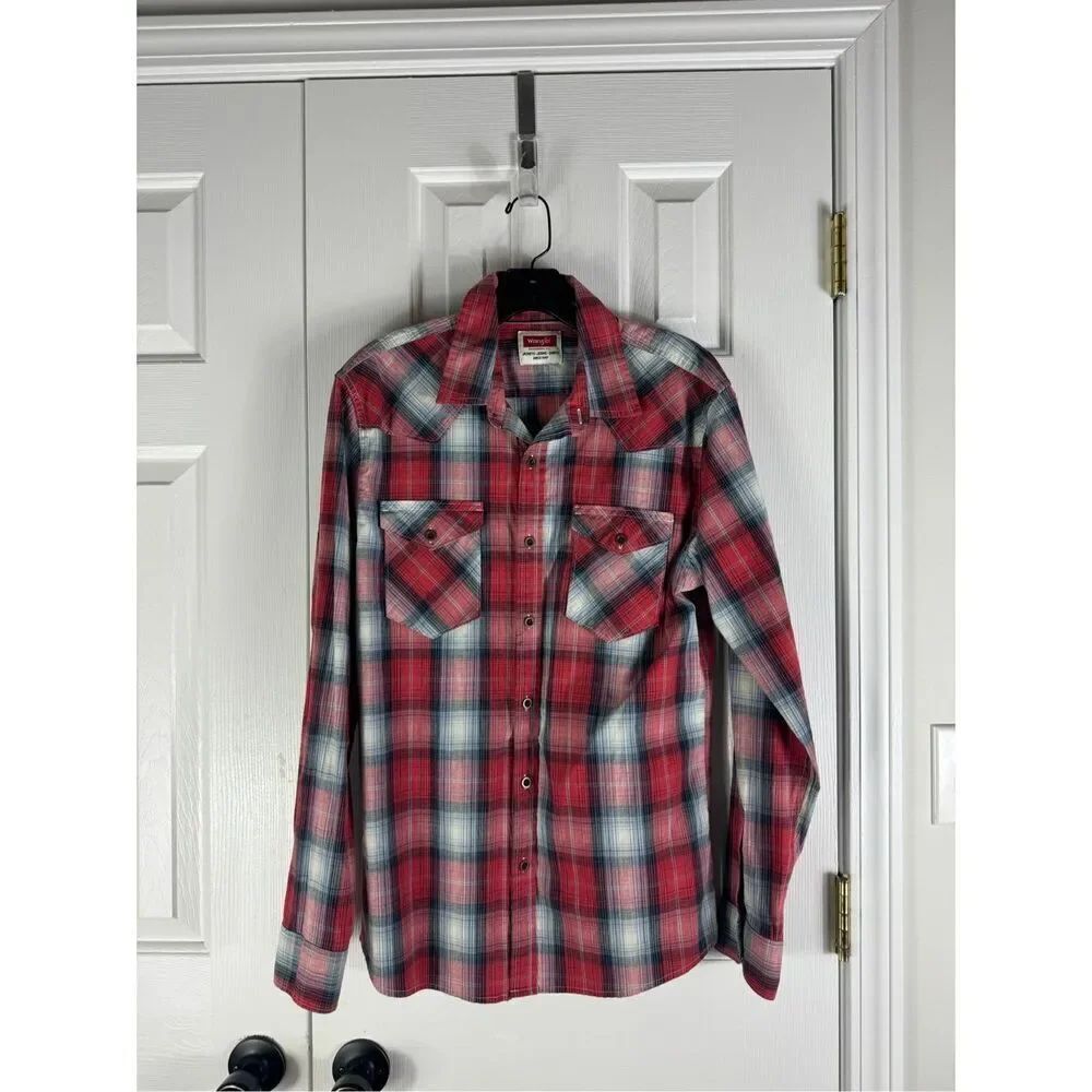 Wrangler Mens Plaid Button Up Size M